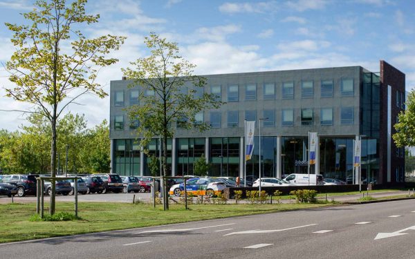 eerste-zonnehub-van-nederland-rabobank-etten-leur-optimist2