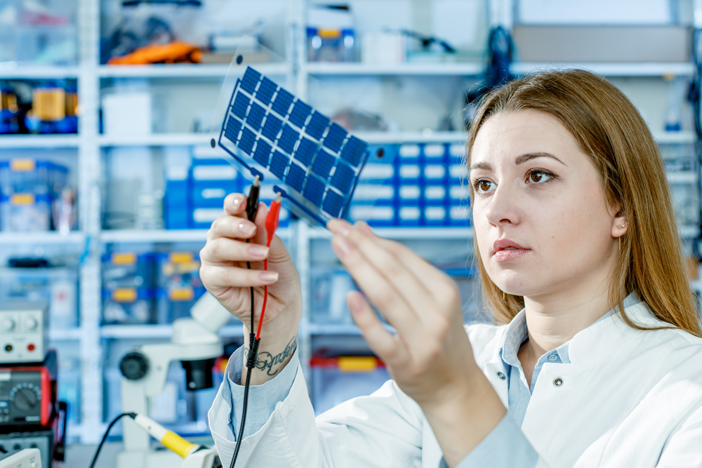 doorbraak-in-zonne-energie-wetenschappers-maken-panelen-met-tin-optimist