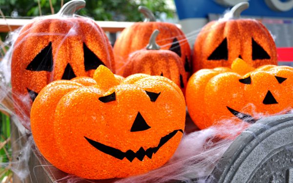 tesco-zet-halloween-pompoenen-om-in-duurzame-energie-optimist2