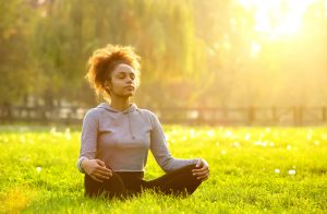 yoga meditatie invloed cellen stress
