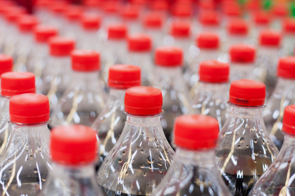 CocaCola Nederland schrapt helft nieuwe plastic