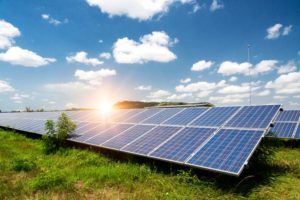 Belgische zonnepanelen doorbraak voor betaalbare groene waterstof