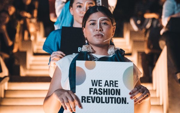 Fashion revolution 1000×625