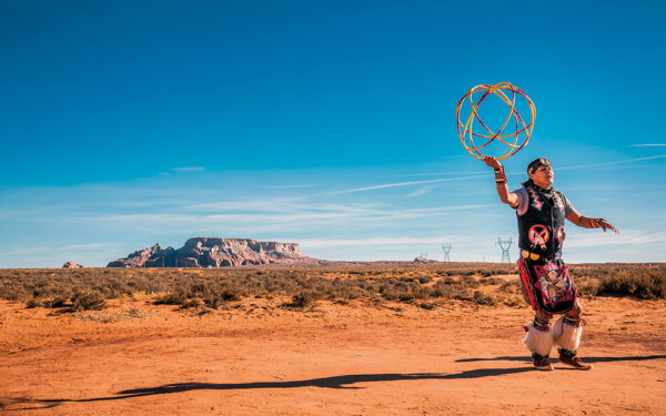 Paige,,Arizona,,Usa,-,January,19,,2018:,Navajo,Warrior,Performs