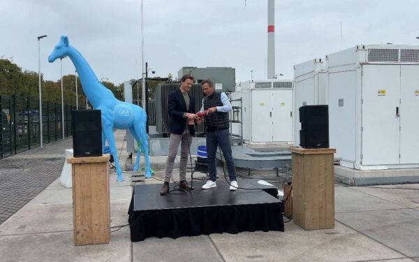 Giraffe GIGA Storage daily